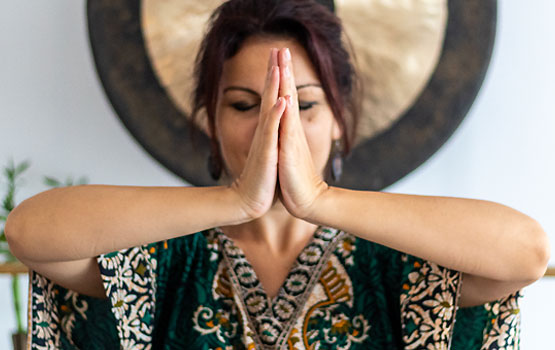 //www.onlineyoga.ro/wp-content/uploads/2020/11/dans-energetic02.jpg